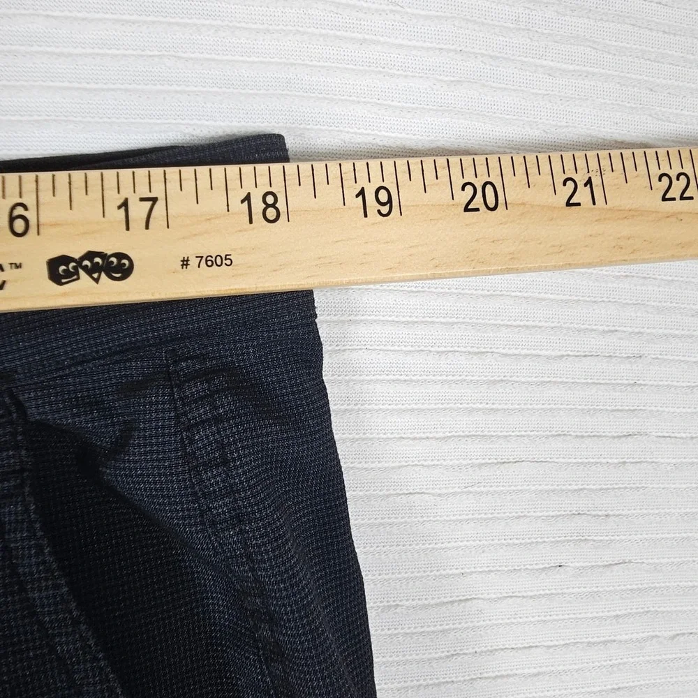 Hangten Mens Performance Golf Shorts Black Textured Size‎ 34 RN 147446